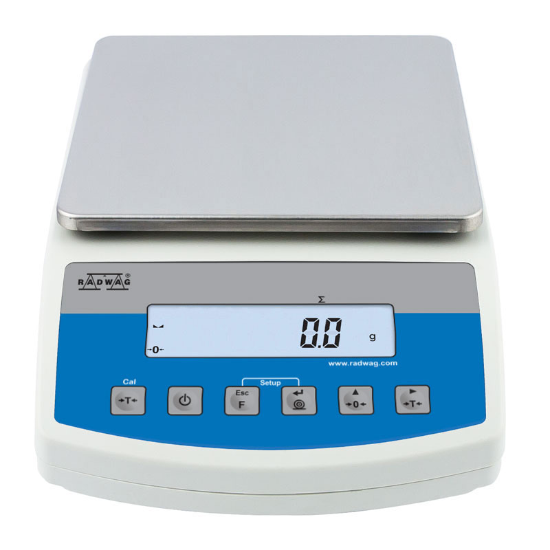 BALANZA DE PRECISIÓN WLC 10/A2.IO. ESTA BALANZA ES EL RESULTADO DE COMBINAR NUESTRA EXPERIENCIA Y AUTÉNTICA PRECISIÓN. LA PANTALLA LCD NOS ACOMPAÑA DESDE HACE MUCHOS AÑOS. DURANTE ESTE TIEMPO HA DEMOSTRADO SU FIABILIDAD. GARANTIZA LA LEGIBILIDAD DEL RESULTADO DESDE MUCHOS ÁNGULOS Y ES ENERGÉTICAMENTE EFICIENTE. UNA IMPRESORA, UN ORDENADOR, UN PENDRIVE O UNA PANTALLA ADICIONAL: PODRÁ CONECTARLOS FÁCILMENTE GRACIAS A QUE LA BALANZA ESTÁ EQUIPADA CON INTERFACES: 2 X RS232, USB TIPO A Y USB TIPO B. OPCIONALMENTE, LA BALANZA PUEDE EQUIPARSE CON 4 IN Y 4 FUERA. MAXIMA CAPACIDAD [MAX] 10 KG; LEGIBILIDAD [D] 0,1 G; RANGO DE TARA -10 KG; REPETIBILIDAD 0,1 G; LINEALIDAD ±0,3 G; TIEMPO DE ESTABILIZACIÓN 3 S; CALIBRACIÓN EXTERNA